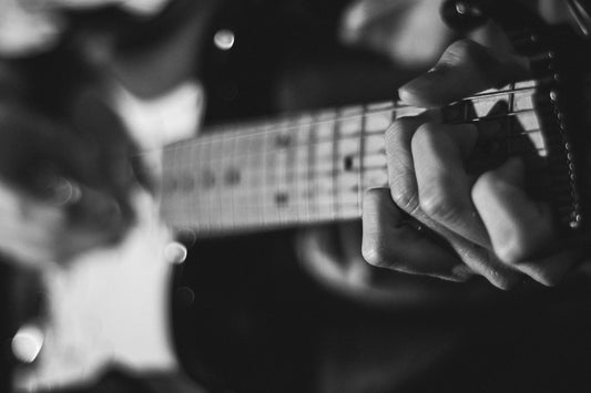 Gamme pentatonique guitare : le guide complet pour débutants